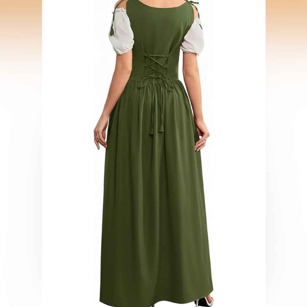 Renaissance Costume/Woman’s Medieval Dress - Picture 3 of 3